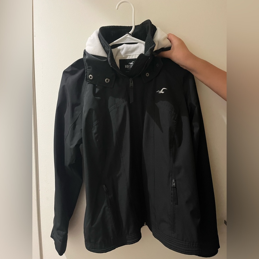 hollister rain coat size L women
hardly worn